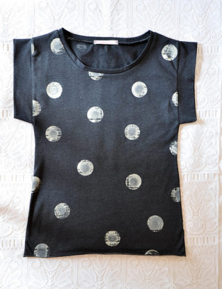 Oversized womens tshirt in organic cotton - stencil art - polka dots steampunk buy now online