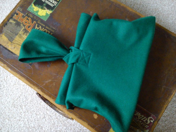 40s reproduction green 100% wool felt  lined, roll-top handbag, matching hat available perfect for re-enactments steampunk buy now online