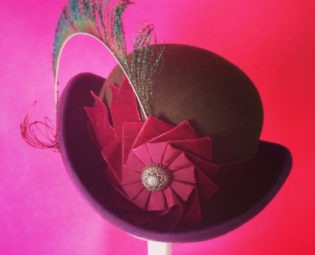 Burlesque Mini Bowler Hat, Victorian style in Green with peacock feather. steampunk buy now online