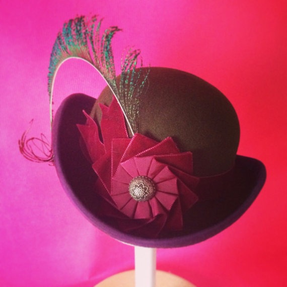 Burlesque Mini Bowler Hat, Victorian style in Green with peacock feather. steampunk buy now online