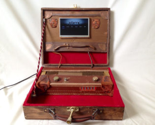 Steampunk Raspberry Pi XBMC portable laptop - complete with built-in 7" LCD HDMI, Wifi, Usb and remote control steampunk buy now online