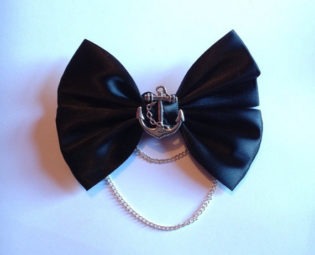Nautical Dangling Chain Anchor Hair Bow Hairbow Steampunk Chains Hanging Black Satin Goth Gothic Emo Punk Silver steampunk buy now online