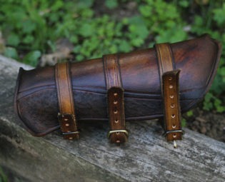 Assassins Creed style bracer - Fully Leather by PeterHaynesLeather steampunk buy now online