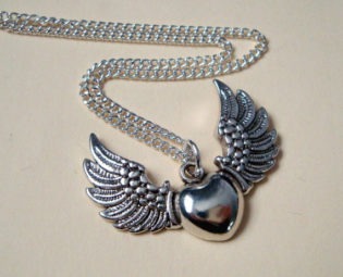 Winged heart necklace silver charm vintage retro kitsch style by PirateTreasures steampunk buy now online