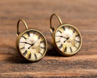 Vintage clock earrings, dangle earrings, antique brass earrings, glass dome earrings, antique bronze / silver plated base, jewelry gift by SomeMagic steampunk buy now online