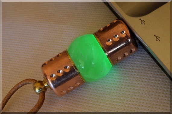 8/16/32/64/128GB GREEN Quartz crystal USB flash drive with natural leather cord. Steampunk !!! FREE shipping !!! by SlavaTech steampunk buy now online