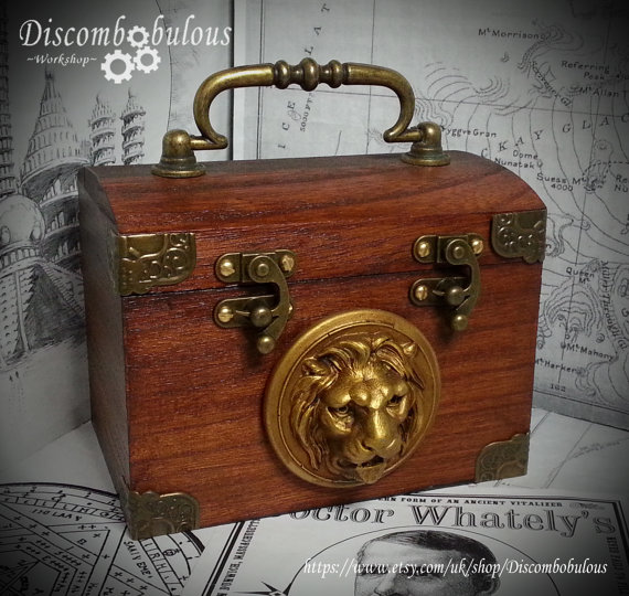 Steampunk Handbag Adventurer, Time Traveller, Lion, Airship , Warehouse 13, Gift, Kraken, Cthulhu, Zeppelin, Explorer, Cog, Dieselpunk by Discombobulous steampunk buy now online