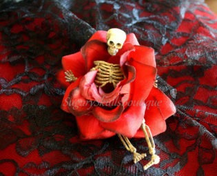Day of the Dead, Sugar Skull Rose, Halloween Hair Clip Accessory, Dia de los Muertos, Skeleton Costume by SugarySkullsBoutique steampunk buy now online
