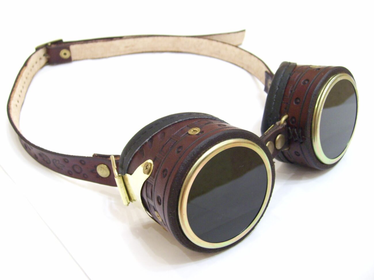 steampunk goggles/steampunk clothing. by SoYesterdayThings steampunk buy now online