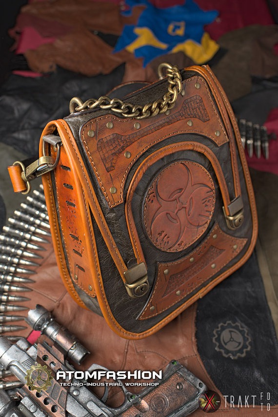Zombie apocalypse leather steampunk bag by Atomfashion steampunk buy now online