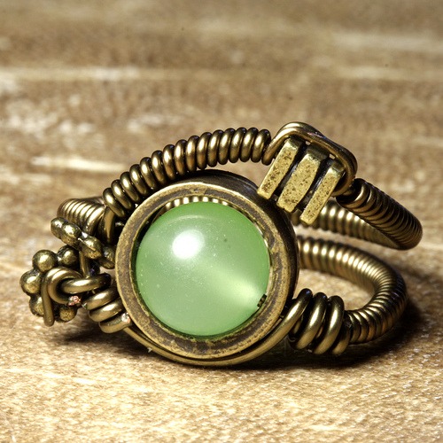 Steampunk Jewelry made by CatherinetteRings: Ring CHRYSOPRASE steampunk buy now online