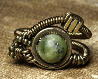 Steampunk Jewelry made by CatherinetteRings: Ring Nephrite steampunk buy now online