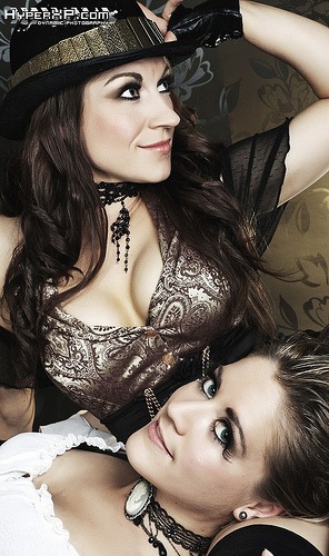 Sexy Steampunk Girls : Tink & Floz : 5 steampunk buy now online