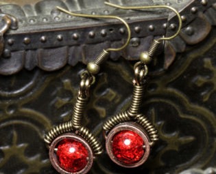 Steampunk jewelry Earrings made by CatherinetteRings- Red steampunk buy now online