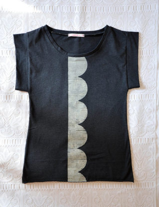 Oversized womens tshirt in organic cotton - stencil art - scalloped print steampunk buy now online