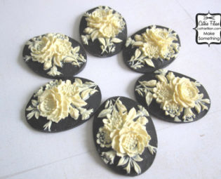 Shabby Rose Cabochon - set of 6 - unset - 40/30 - Black and Ivory - victorian vintage style steampunk buy now online