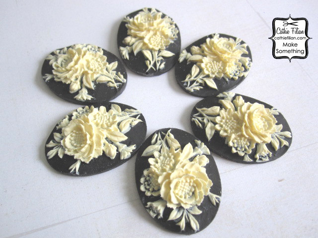 Shabby Rose Cabochon - set of 6 - unset - 40/30 - Black and Ivory - victorian vintage style steampunk buy now online