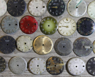 vintage watch faces ... 1 1/8 " ... 26 pcs. from USSR ... Old Vintage watch parts steampunk buy now online