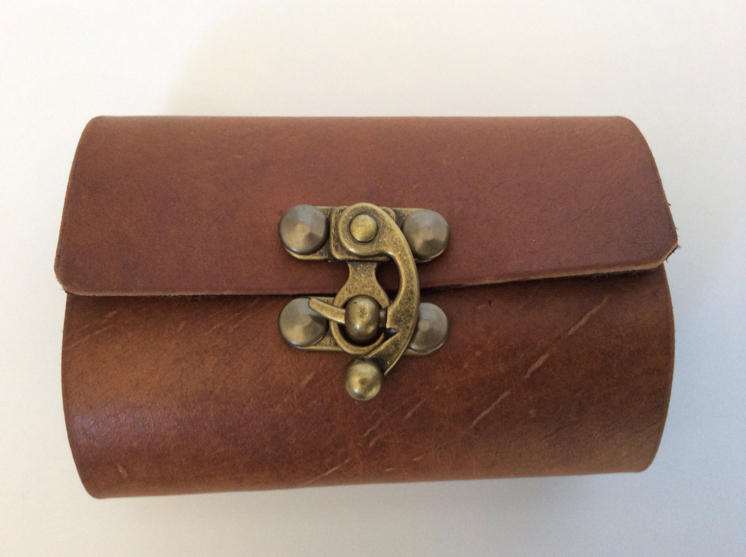 Leather Case for Essential Oils and Tinctures Holds Ten 2mL Vials -- Original Design -- Natural Color steampunk buy now online