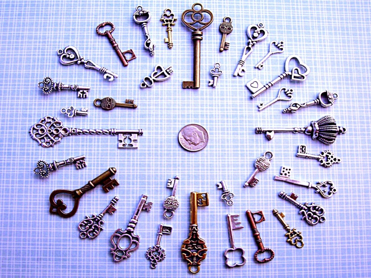 32 Skeleton Keys New Heart Charms Jewelry Steampunk Wedding Beads Supplies Pendant Bulk Collection Reproduction Vintage Antique Look Crafts steampunk buy now online