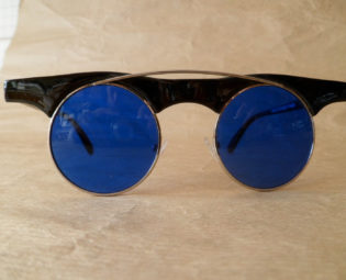 Vintage from deadstock round plastic sunglasses with metal bridge - only BLUE steampunk buy now online