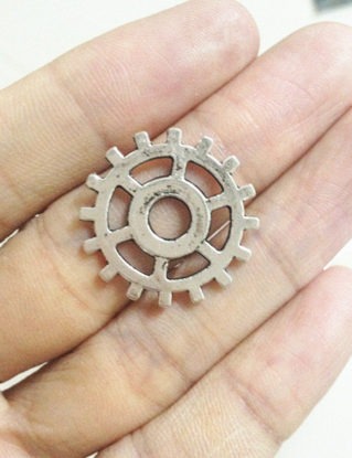 20pcs Gear Charm Antique Silver Tone Tibetan Findings 4-503OA steampunk buy now online