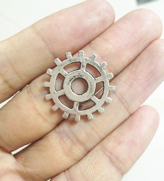 20pcs Gear Charm Antique Silver Tone Tibetan Findings 4-503OA steampunk buy now online