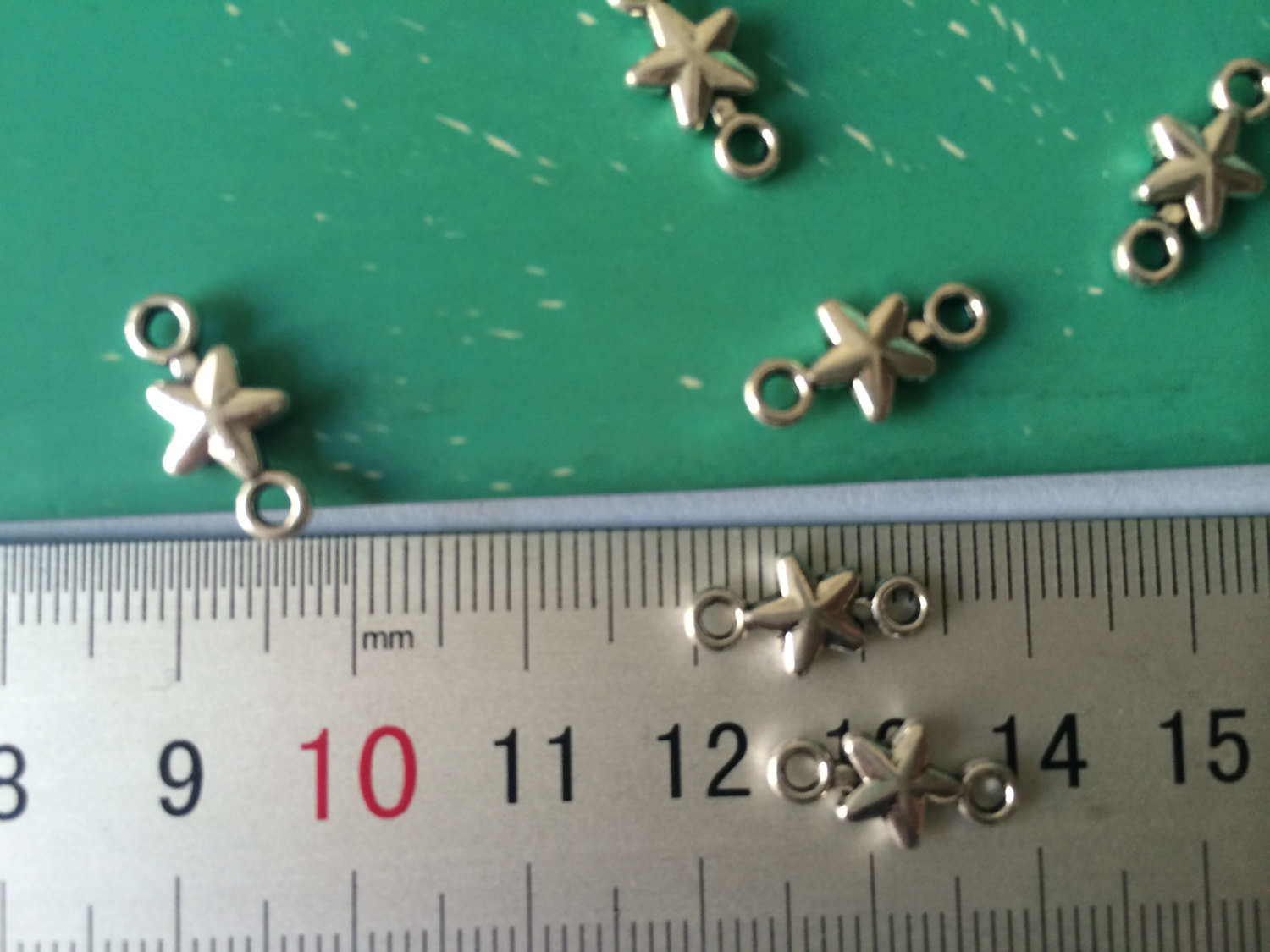100 Pcs Antique Silver Star Bracelets Accessories Link Connector Pendants Crafting Beads 7x15mm A208 steampunk buy now online