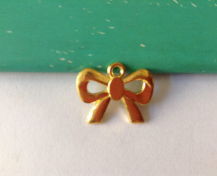 Gilt Jewelry -5 pcs Bright Gold Butterfly Bracelets Accessories Heart Charm Pendants 15x18mm D007 steampunk buy now online