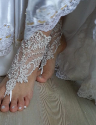 ivory beaded Beach wedding barefoot sandals, Ivory Barefoot Sandals, Sexy, Yoga, Anklet , Bellydance, Steampunk, Beach Pool steampunk buy now online