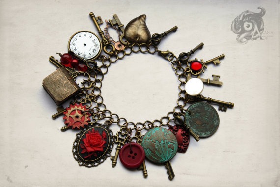 Steampunk charm bracelet with antique, vintage and contemporary charms // Red, brass and bronze // Neo-Victorian cosplay jewellery gift her by TheArkanaWorkshop steampunk buy now online