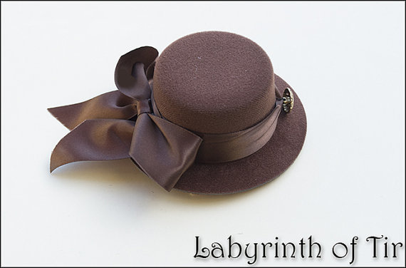Mini Top Hat,Tea Party Hat, Steampunk Hat, Wedding Hat, Victorian, lace and sateen by LabyrinthofTir steampunk buy now online