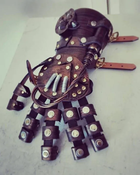 Steampunk Cyberpunk glove gauntlet armor by ProgettoSteam steampunk buy now online Steampunk Cyberpunk glove gauntlet armor by ProgettoSteam steampunk buy now online