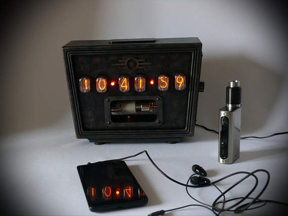 Nixie tube clock "Postapocalypse 7" IN-12 by Customdevices1975 steampunk buy now online
