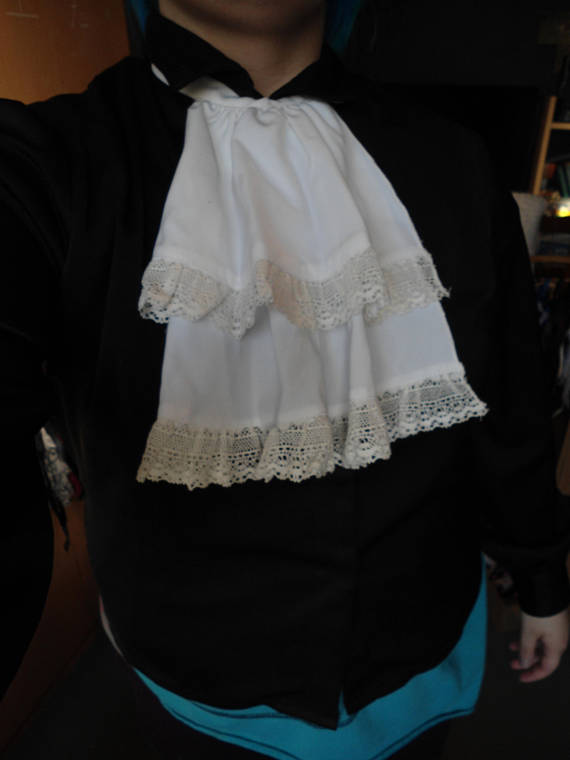 Victorian white jabot by Vollesprit steampunk buy now online