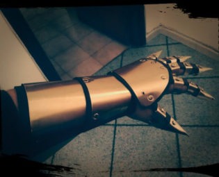 Steampunk Fantasy Vampire armor gauntlet glove hand cosplay by ProgettoSteam steampunk buy now online