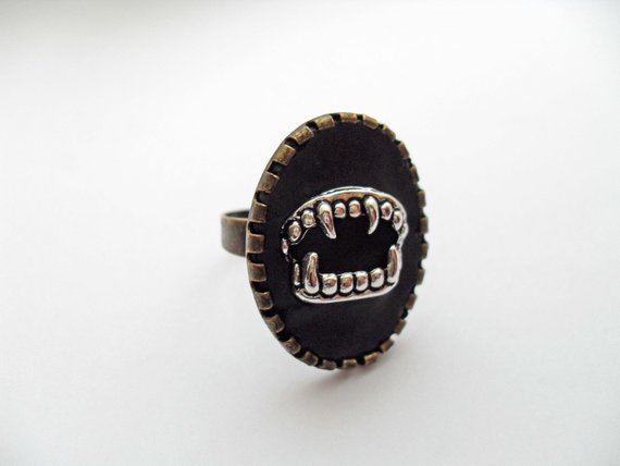 Horror, vampire, gothic ring, halloween, handmade, gothic jewelry, adjustable ring, statement ring, fangs, dracula, steampunk, goth by Theblackwardrobe steampunk buy now online