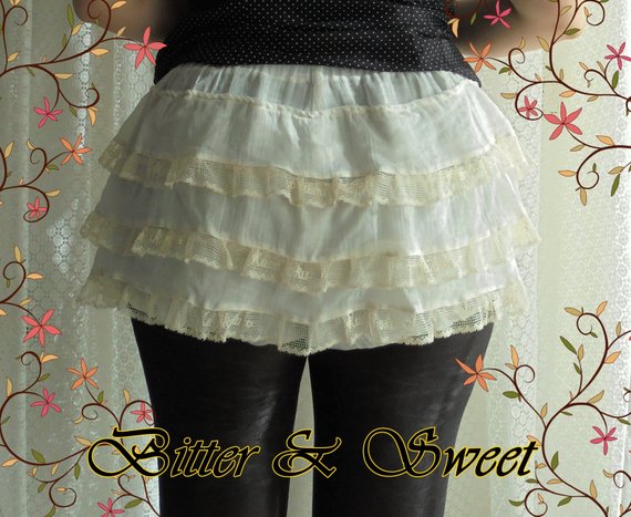Mini bloomers with frills and lace in muslin S-M-L -Steampunk -Gothic-Lolita-Cabaret -Victorian -Burlesque -Ruffles -(Bitter & Sweet) by BitterAndSweet steampunk buy now online