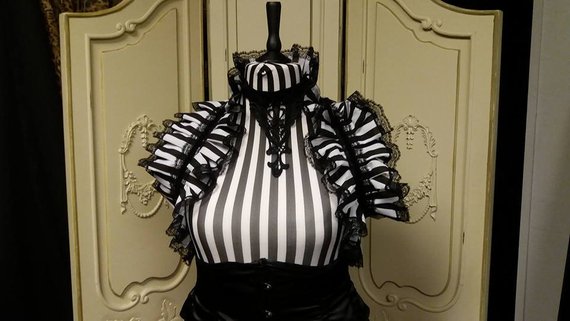 Gothic ruffle wrap, shrug, goth, circus, corset accessory by NightshadesClothing steampunk buy now online
