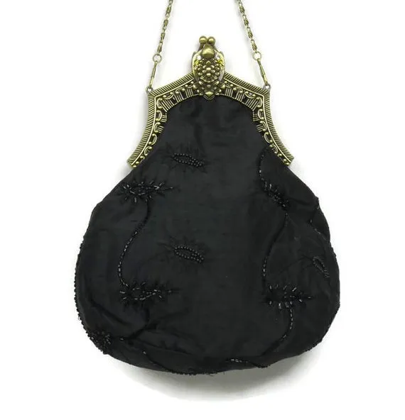 Historically inspired handbag made of embroidered silk by DesireeBoissier steampunk buy now online