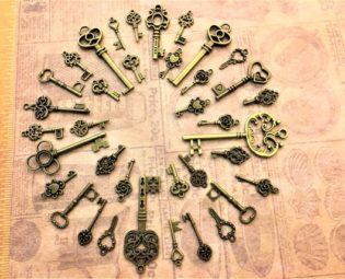 61 Old Keys Vintage Keys Skeleton Keys Antique Keys Housewarming Steampunk Keys Charms Jewelry Wedding Beads Supplies Pendant New Craft zz by AKeyToHerHeart steampunk buy now online