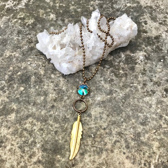 Gold Feather dangle Necklace by Gemelliitalia steampunk buy now online