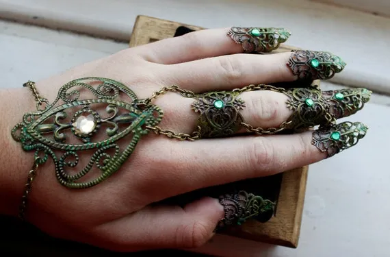 Forest Goddess Hand Pieces - Adjustable - Bronze & Green by ArmaMedusa steampunk buy now online Forest Goddess Hand Pieces - Adjustable - Bronze & Green by ArmaMedusa steampunk buy now online