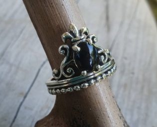 Onyx ring,vintage scroll,sterling silver,fluer d lili crown,steampunk,art nouveau,long ring, victorian,boho,gypsy,handmade,crystal by JewelrywitAttitude steampunk buy now online