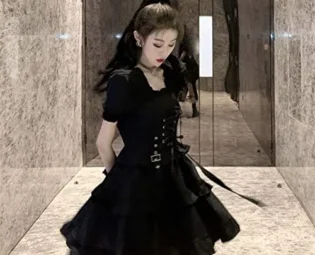 Yunbai Lolita Dresses Gothic Lolita Dress Lovely Dress Square Collar Japanese Style Loli Clothes Halloween Costumes For Women Black Dress Slim (Color : Black Dress, Size : Small) steampunk buy now online