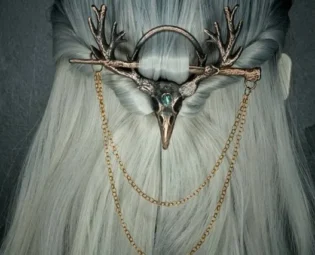 Raven Aura crystal hair pin / shawl pin by EnchantedCreations31 steampunk buy now online