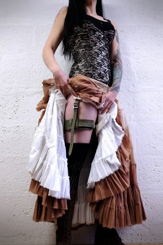 Leather Thigh Garter Green Suede - SALE - by Vontoon steampunk buy now online Leather Thigh Garter Green Suede - SALE - by Vontoon steampunk buy now online
