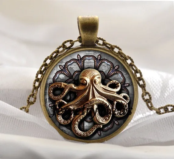 Steampunk Octopus Necklace - Steampunk Pendant - Steampunk Jewelry - Unique Gifts for Women by JewelryWeds steampunk buy now online Steampunk Octopus Necklace - Steampunk Pendant - Steampunk Jewelry - Unique Gifts for Women by JewelryWeds steampunk buy now online