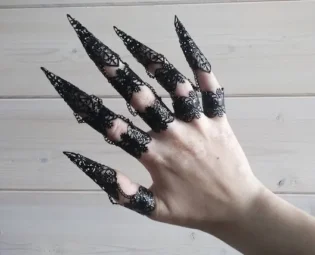 Black Finger Claw Rings "Sylva" - Gothic Nail Jewelry, Vampire Jewelry, Valentine's Gift, Goth Valentine by MyrilJewels steampunk buy now online