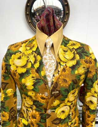 Vintage deadstock late 1960s Jon Wood permanent press slim fit dagger spear point collar shirt and dandy tie set.Medium 39-41”c MINT by MyGenerationV steampunk buy now online